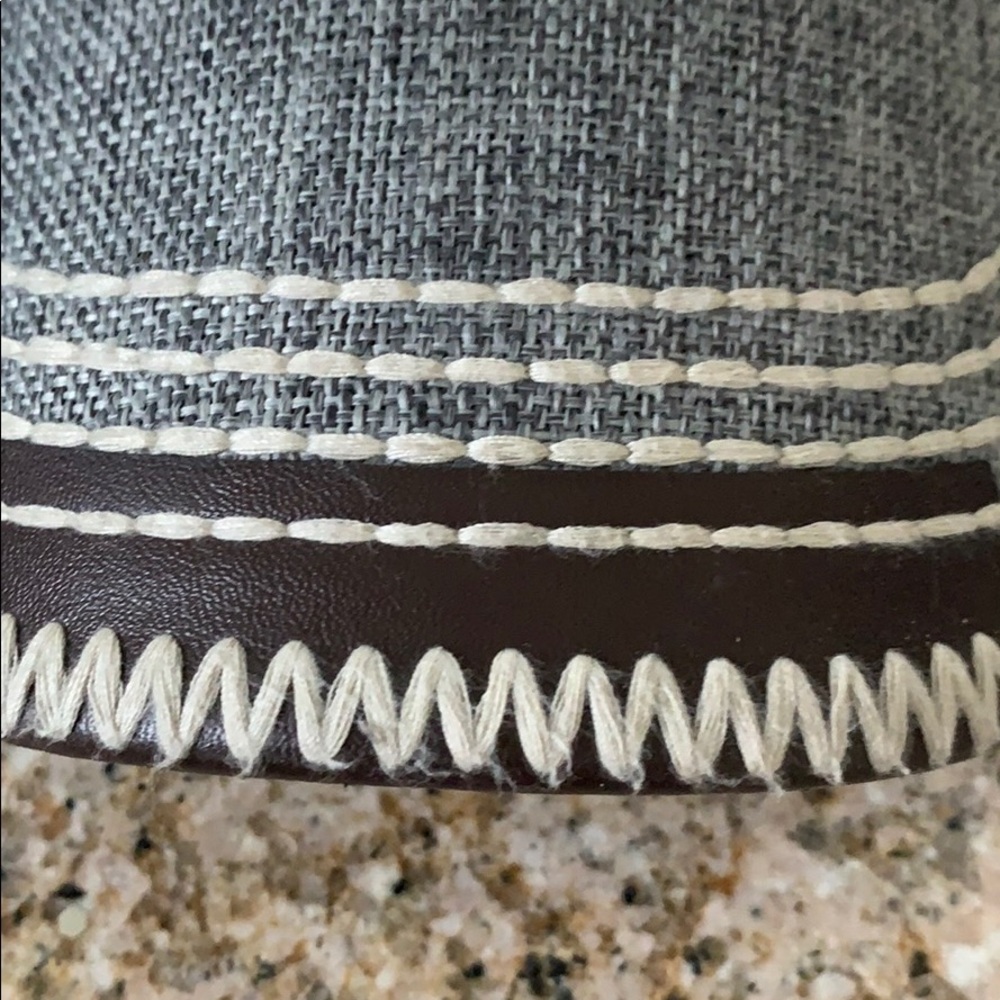 Hat from buckle - Picture 5 of 5
